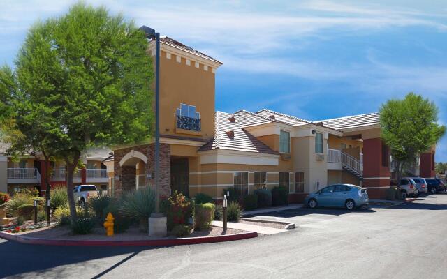 Extended Stay America Suites - Phoenix - Chandler - E. Chandler Blvd.