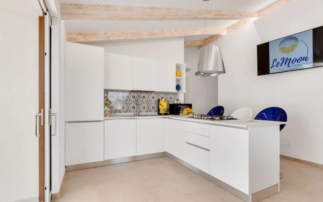 LeMoon Holiday Home Terrace & NETFLIX