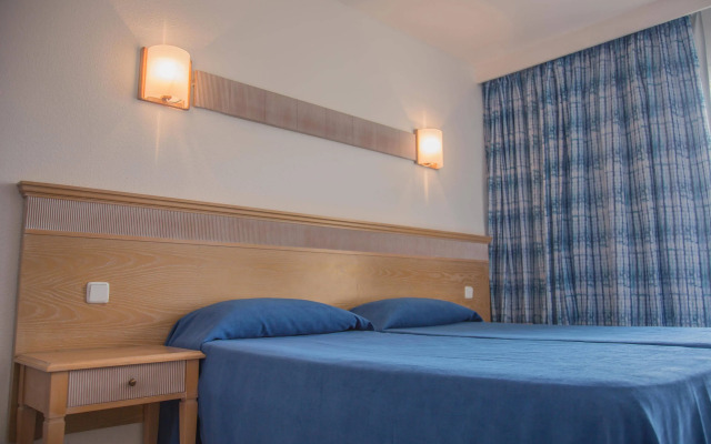 Hotel Club Cala Romani