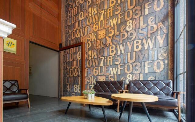 CHECK inn Express Taichung YiZhong