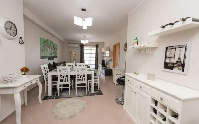 The Downtown Apartment