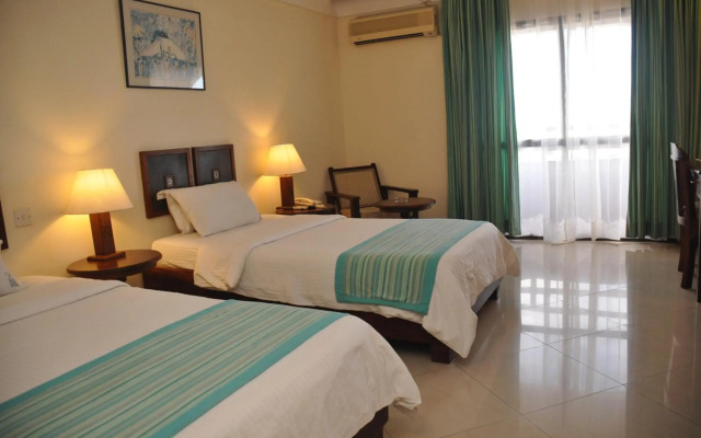 Royal Court Hotel