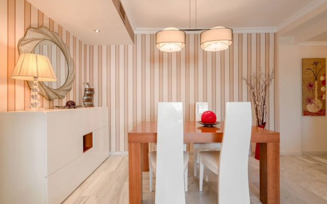 OleHolidays NapoleÃ³n Junto a playa