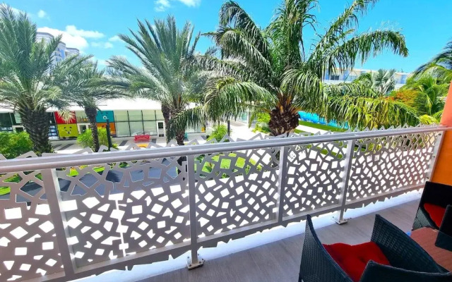 Cayman Luxury Rentals at The Grove