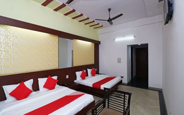 Oyo 15383 Hotel Grand Melrose