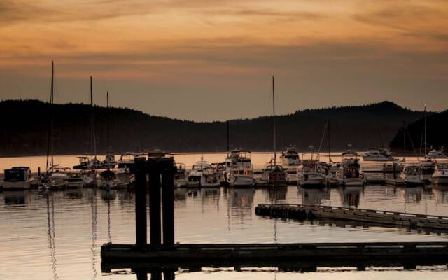 Poets Cove Resort & Spa