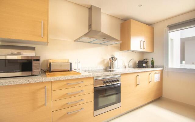 2237-Modern apt with private beach