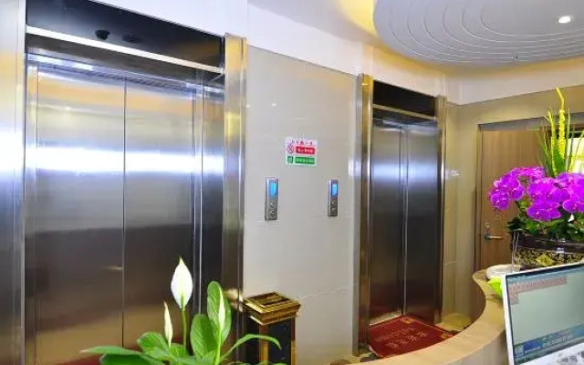 Kunming Jiesheng Hotel (Dianchi Aegean Shopping Park)