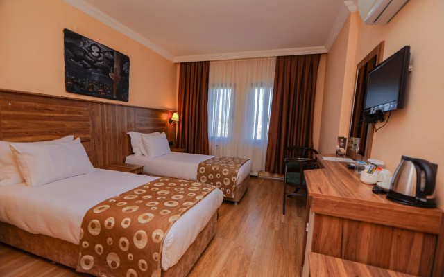 Emin Koçak Thermal & Spa - Convention Center
