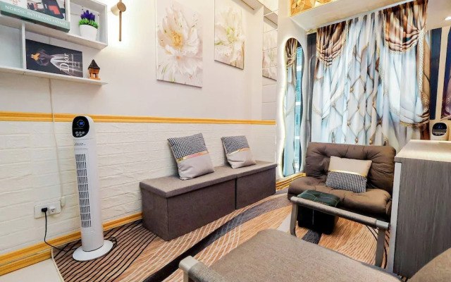 Sapphira Manor Luxurious Condo by the Bay