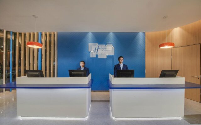 Holiday Inn Express Shanghai Xuhui Binjiang by IHG