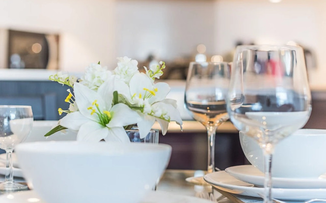 Homes On Tap - Croydon Great Central Location