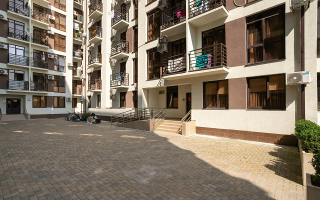Sea of apartments in a dead end Nagorny