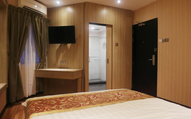 Mandarin Hotel