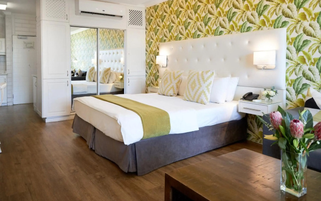 First Group Breakers Resort