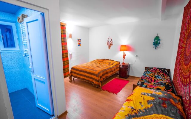 Zgarbi Hostel