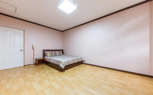 Boeun Green Park Hotel