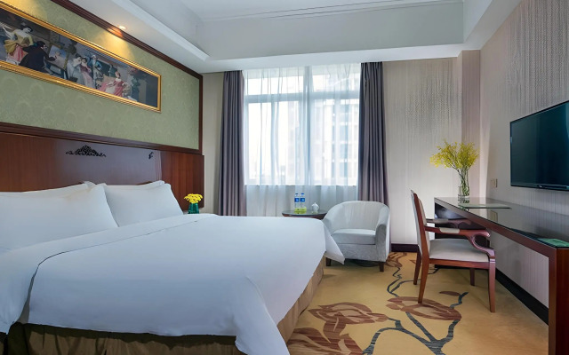 Vienna Hotel Guangzhou Panyu Chimelong Shiqiao Metro Station