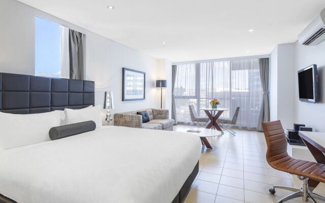 Meriton Suites Broadbeach, Gold Coast