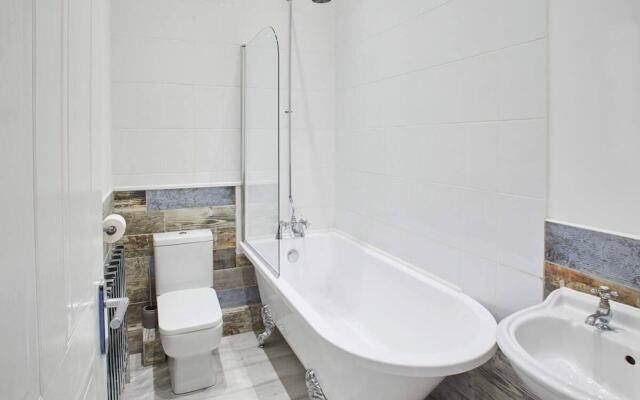 Host Stay The Surfer s Loft Apartment