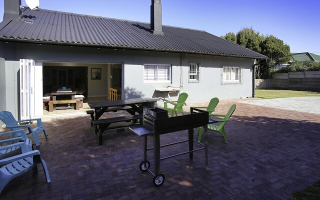 Wightman's Secret Langebaan 8-sleeper