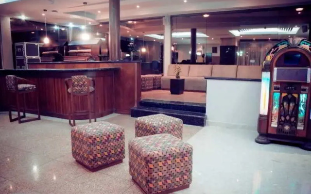 BEST WESTERN El Paseo
