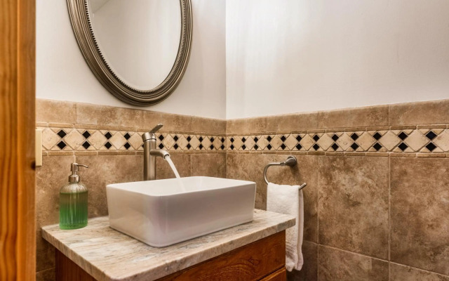 3-MasterSuites-GorgeousViews-GameRm-HotTub-Gburg7min-Ober5min-Bears!