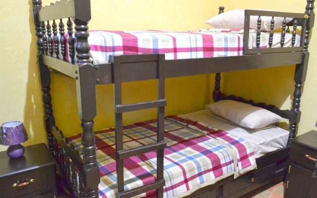 Hostal 4 Grados - Hostel