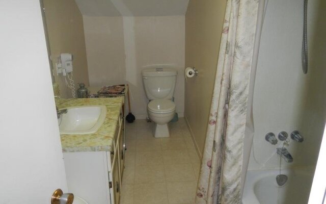 Limerick Lake Lodge & Marina