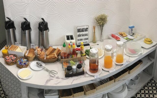 Royal Dragon Boutique Hotel