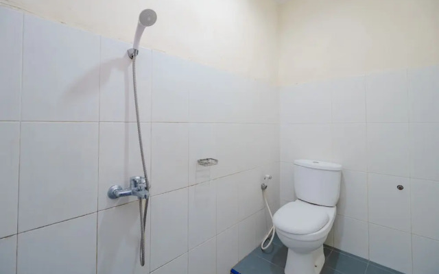 Hotel Sedayu 2 by RedDoorz