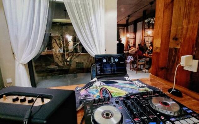 Beijing Yiheli Homestay (Yanqing Longqing Gorge)