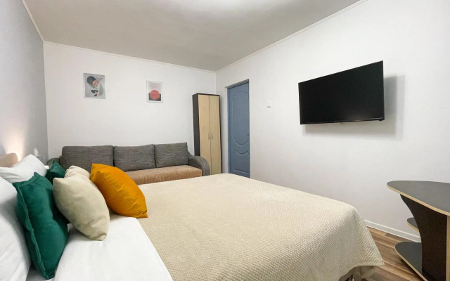 Апартаменты на набережной генерала Карбышева 6