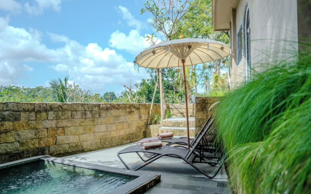 Hoshi Jungle Resort