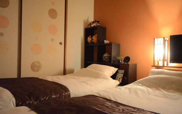 Alphabed TakamatsuKitahama EAST