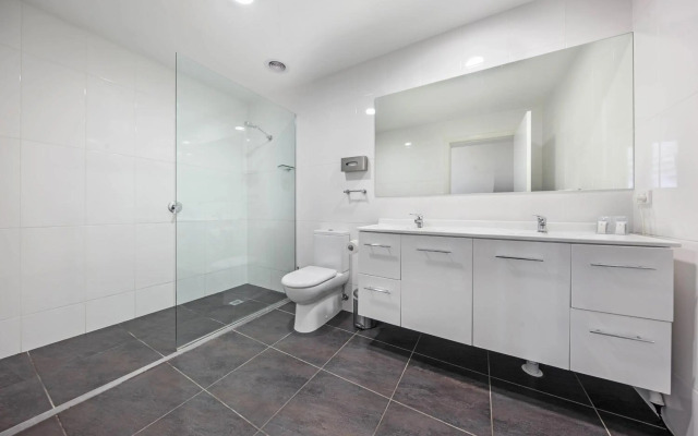 Belconnen Way Hotel Motel and Serviced Apartments