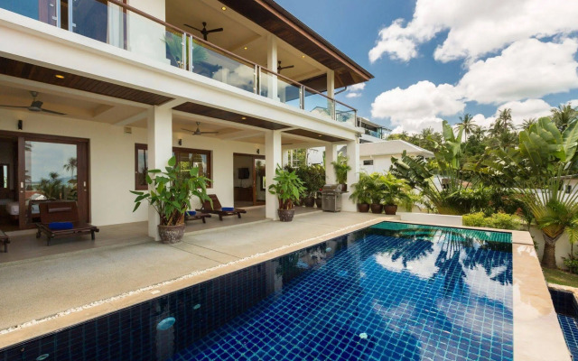 Peerapat Villa