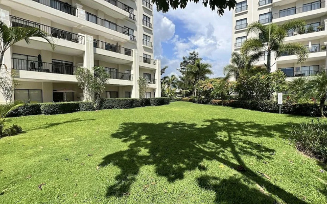Private Modern Condo by Jacó Beach