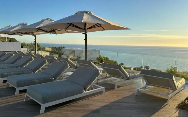Midenza Seaside & Nature Retreat