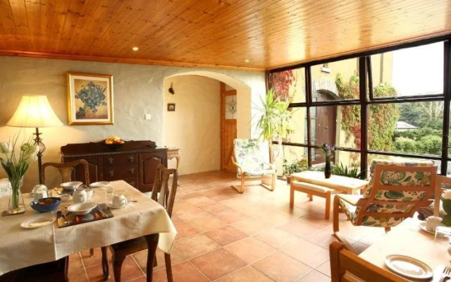Woodbine Cottage