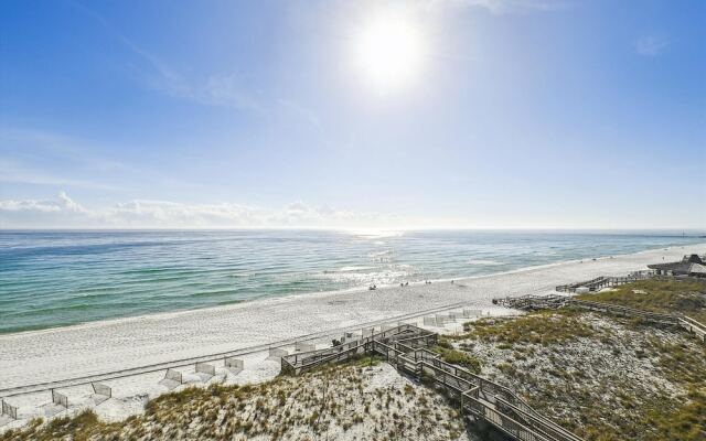 Inlet Reef 502 2 Bedroom Condo by RedAwning