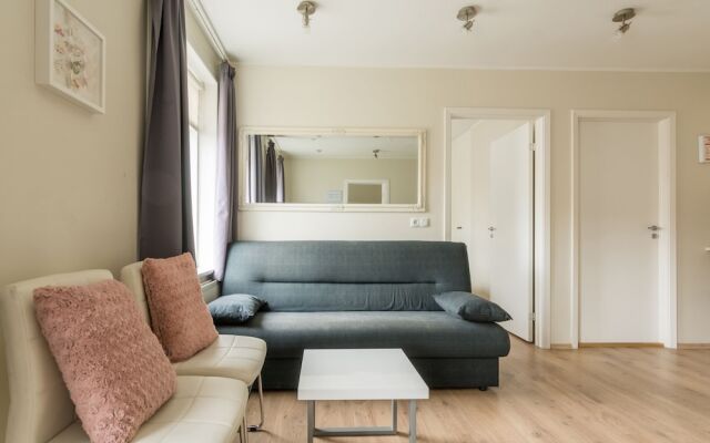 TOWN SQUARE Apartments