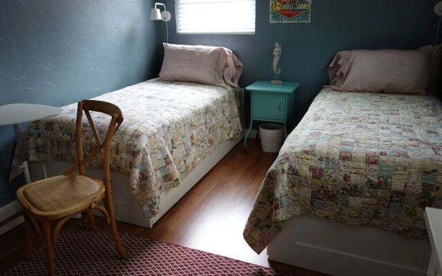 808 11th - Beachside Charmer