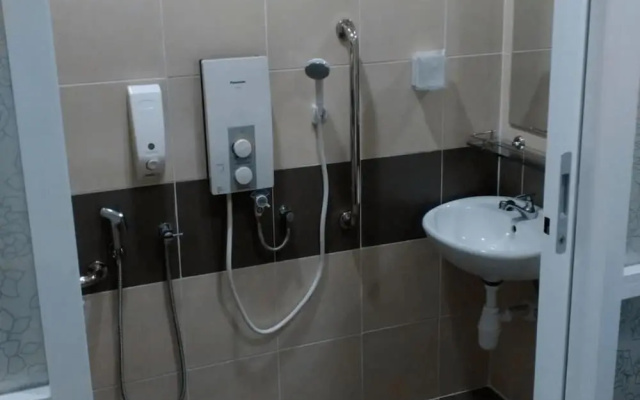 AL33 Hotel Ayer Keroh