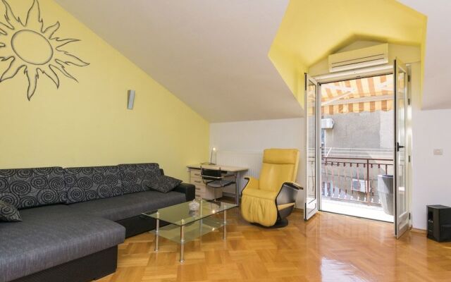 Apartment Mate