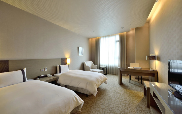 Shinkansen Grand Hotel