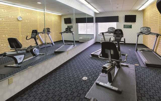 La Quinta Inn & Suites by Wyndham Dallas - Hutchins