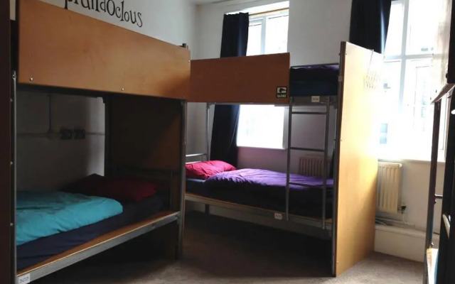 Central Backpackers