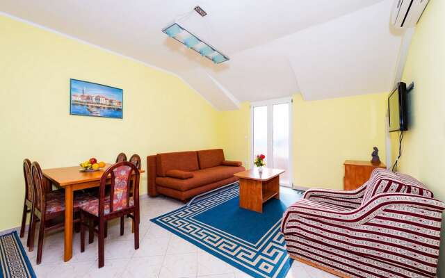 Apartments Azzurro