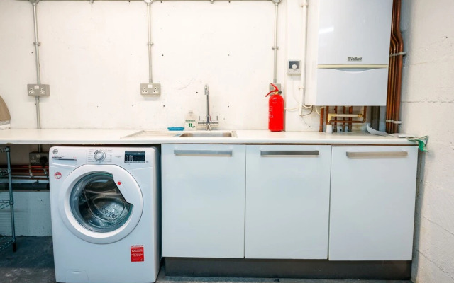 Immaculate 3-bed House in Central London